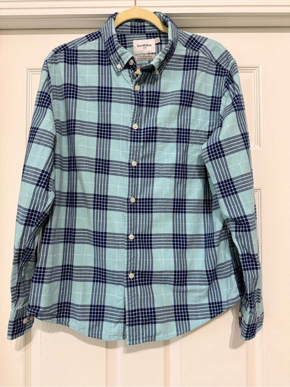 Goodfellow & Co Men's Mint and Navy Plaid Button-Down Shirt